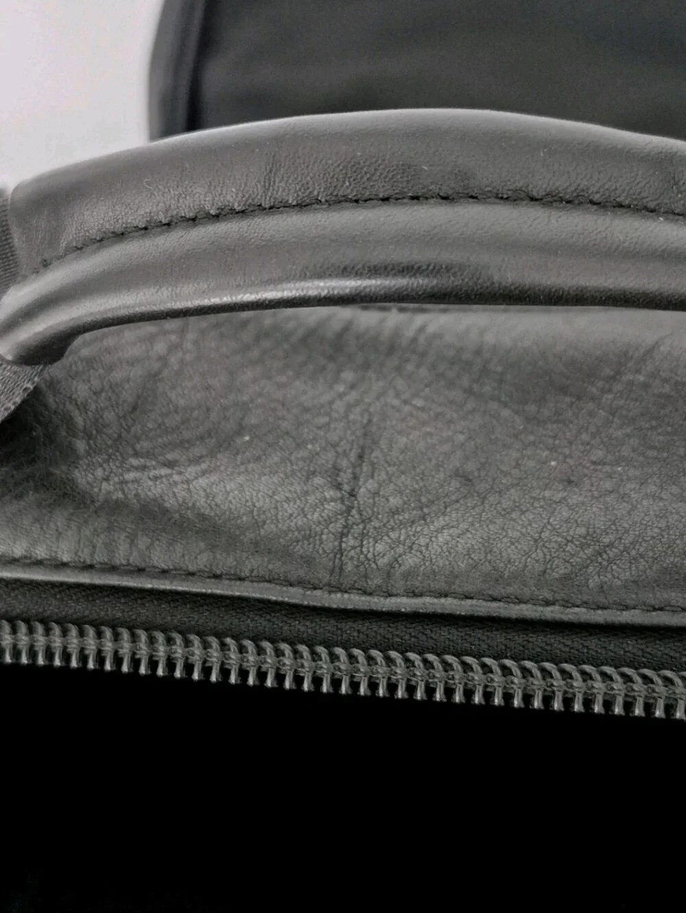 Tumi Alpha 2 Black Leather Backpack 96178DHR.